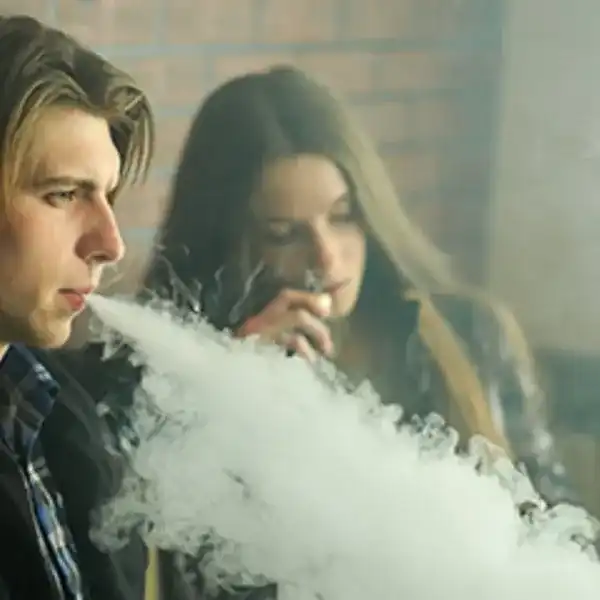 Heavy e-smokers: in highly dependent ,Understand the folds and balance of life 1 Heavy e-smokers: in highly dependent ,Understand the folds and balance of life vapes88.com